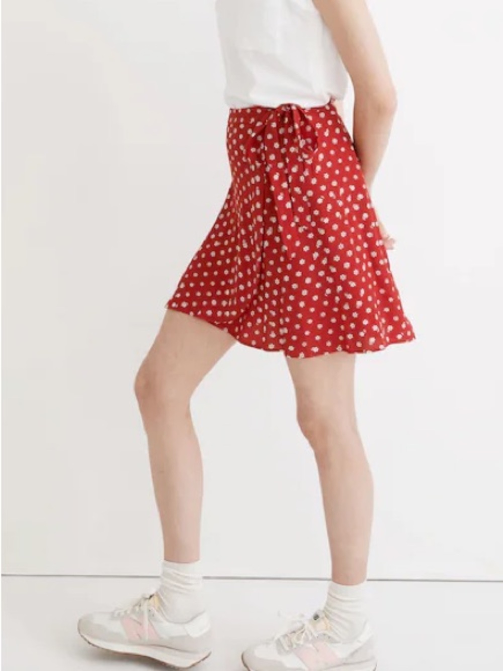 Madewell Wrap Mini Skirt in Bandana Flower Red White Ditsy Floral Size 4